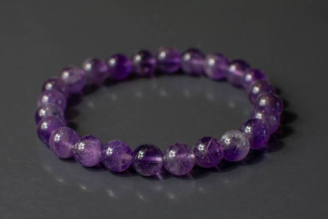 Bracelet en pierre d'Amethyste