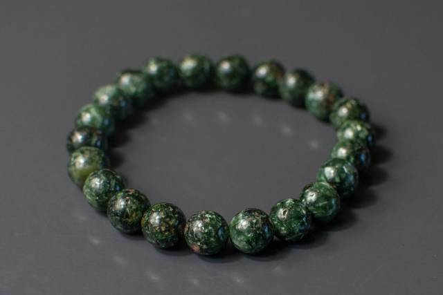 Bracelet en pierre de Sraphinite