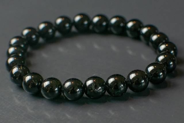 Bracelet en pierre de Tourmaline noire