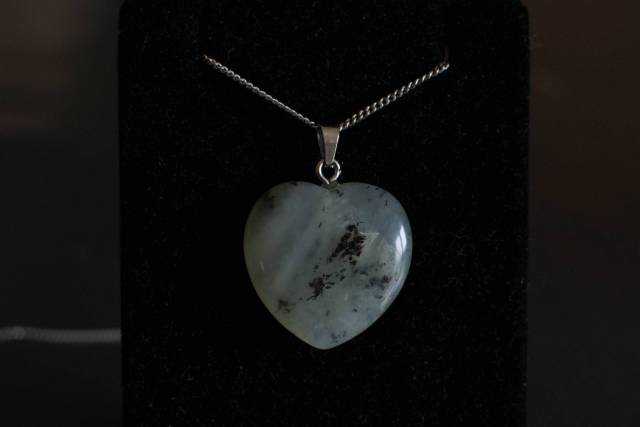Pendentif Coeur Labradorite Blanche 
